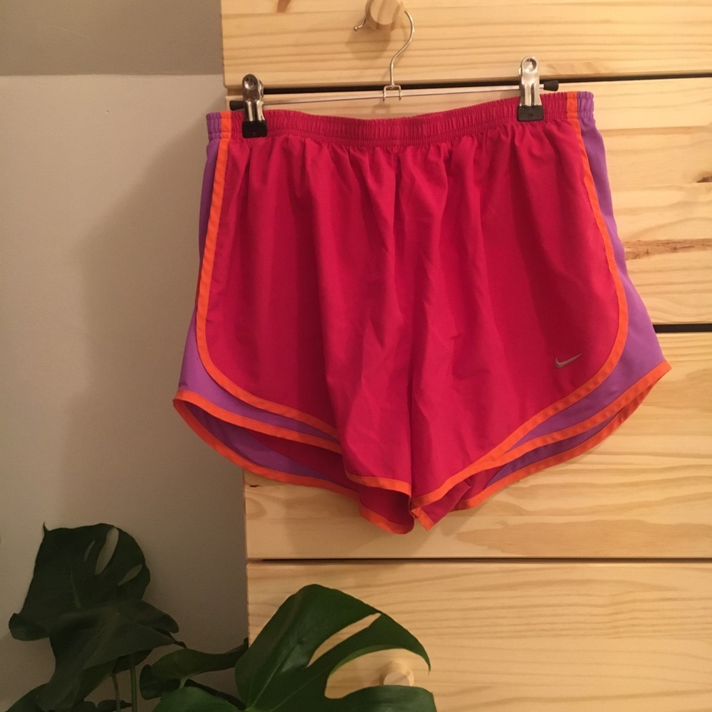 Nike Running Shorts Size L